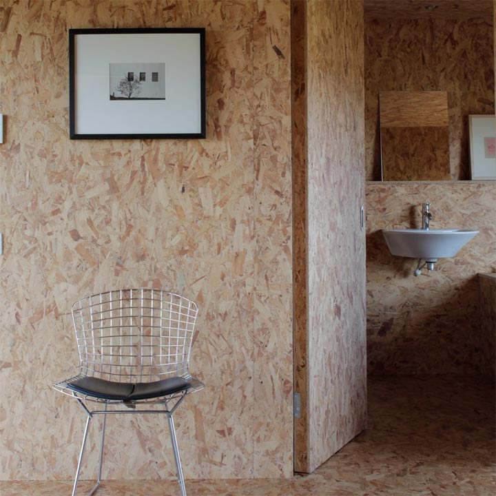 Simply varnished OSB creates an inviting and warm interior